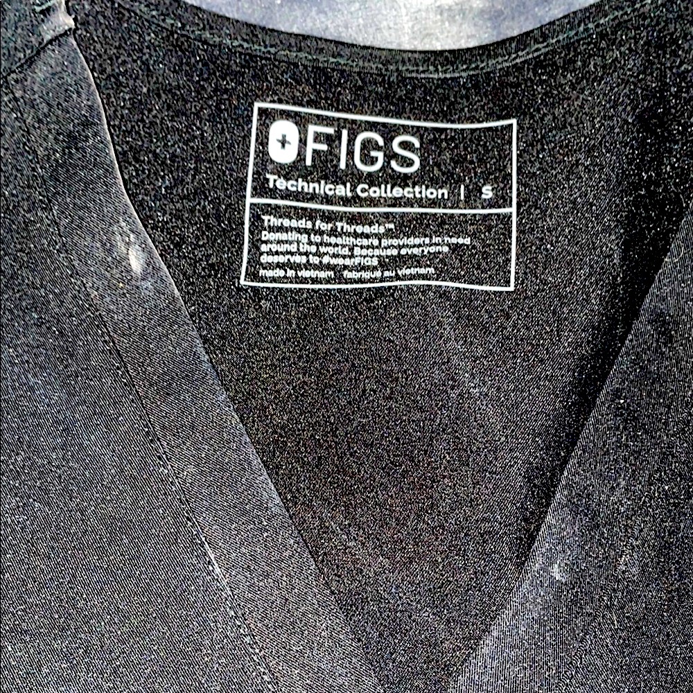 FIGS Black Scrub Top
